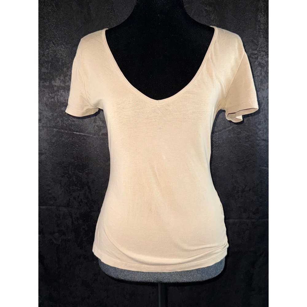 HM‎ Tan Beige Deep Scoop Neck Short Sleeve T-Shirt Small Stretch Basic Tee